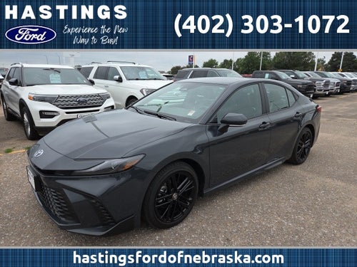 2025 Toyota Camry SE Hybrid