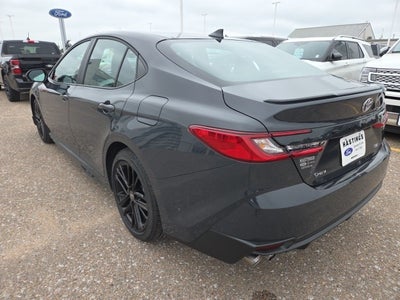 2025 Toyota Camry SE Hybrid