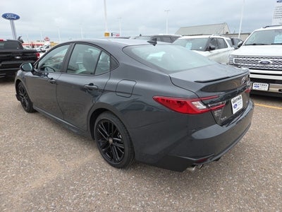 2025 Toyota Camry SE Hybrid