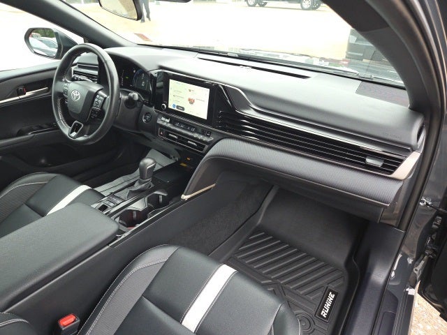 2025 Toyota Camry SE Hybrid