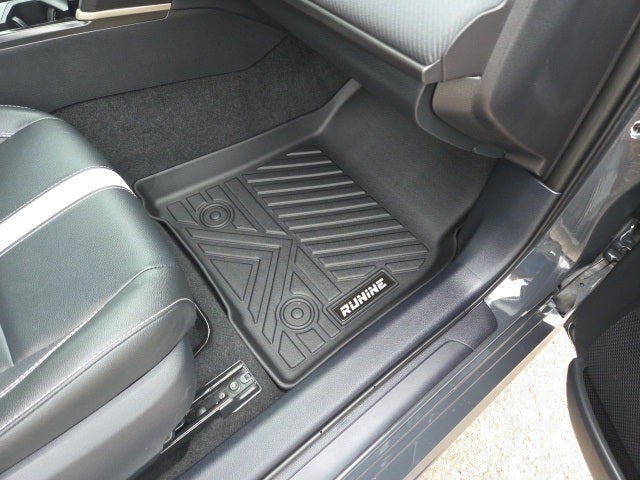 2025 Toyota Camry SE Hybrid