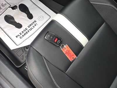 2025 Toyota Camry SE Hybrid