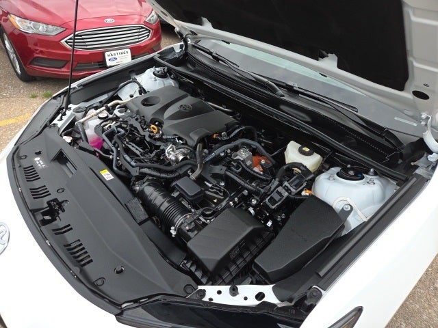 2025 Toyota Camry SE Hybrid