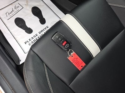 2025 Toyota Camry SE Hybrid