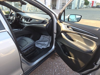 2022 Buick Enclave Essence 1SL