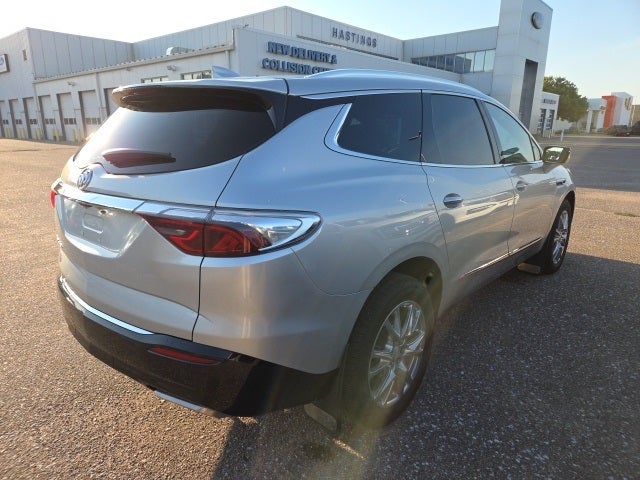 2022 Buick Enclave Essence 1SL