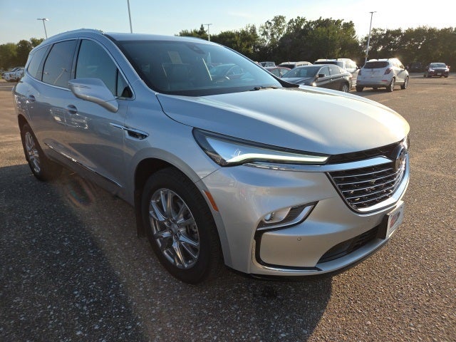 2022 Buick Enclave Essence 1SL