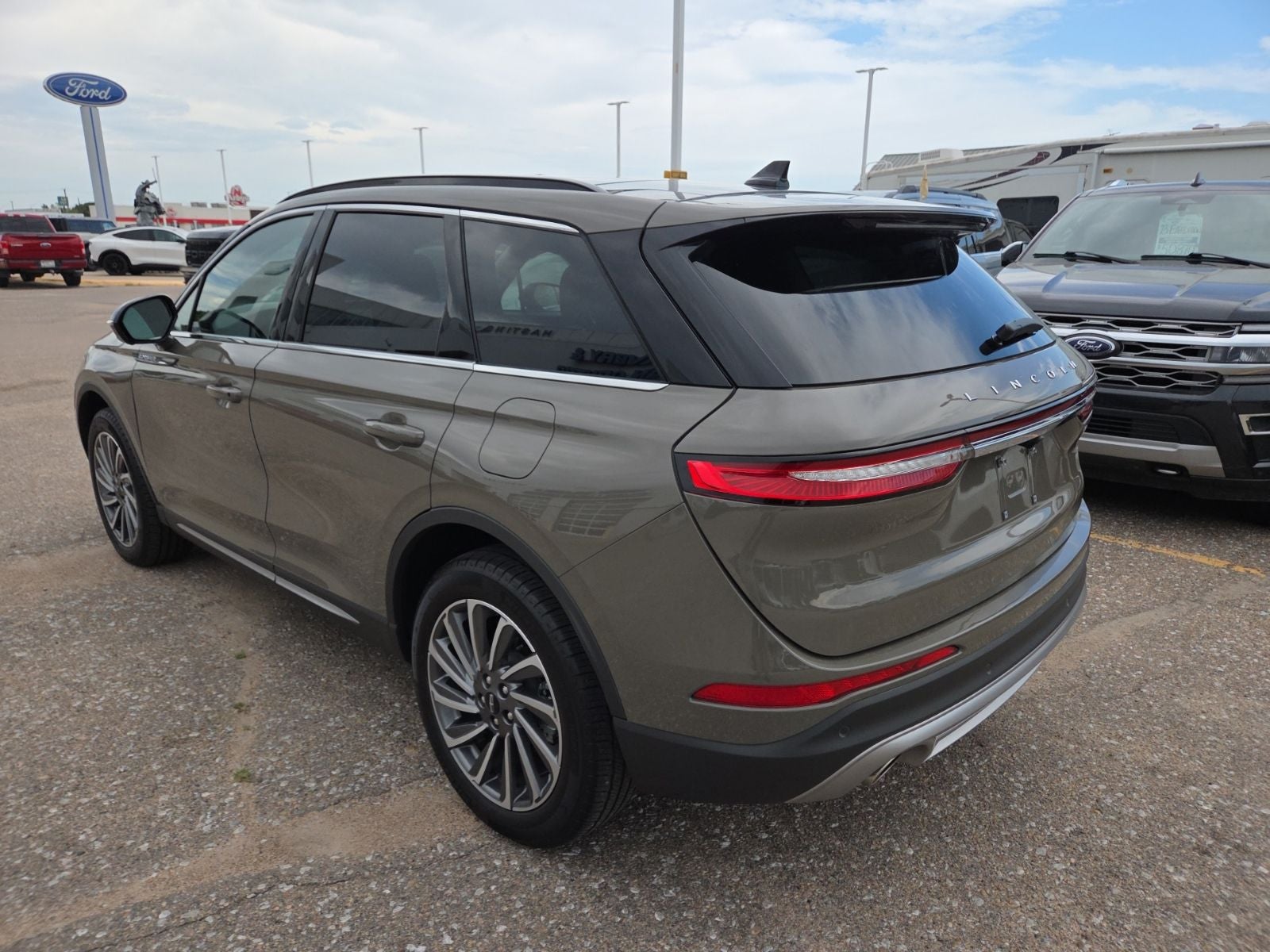 2025 Lincoln Corsair Reserve III 202A