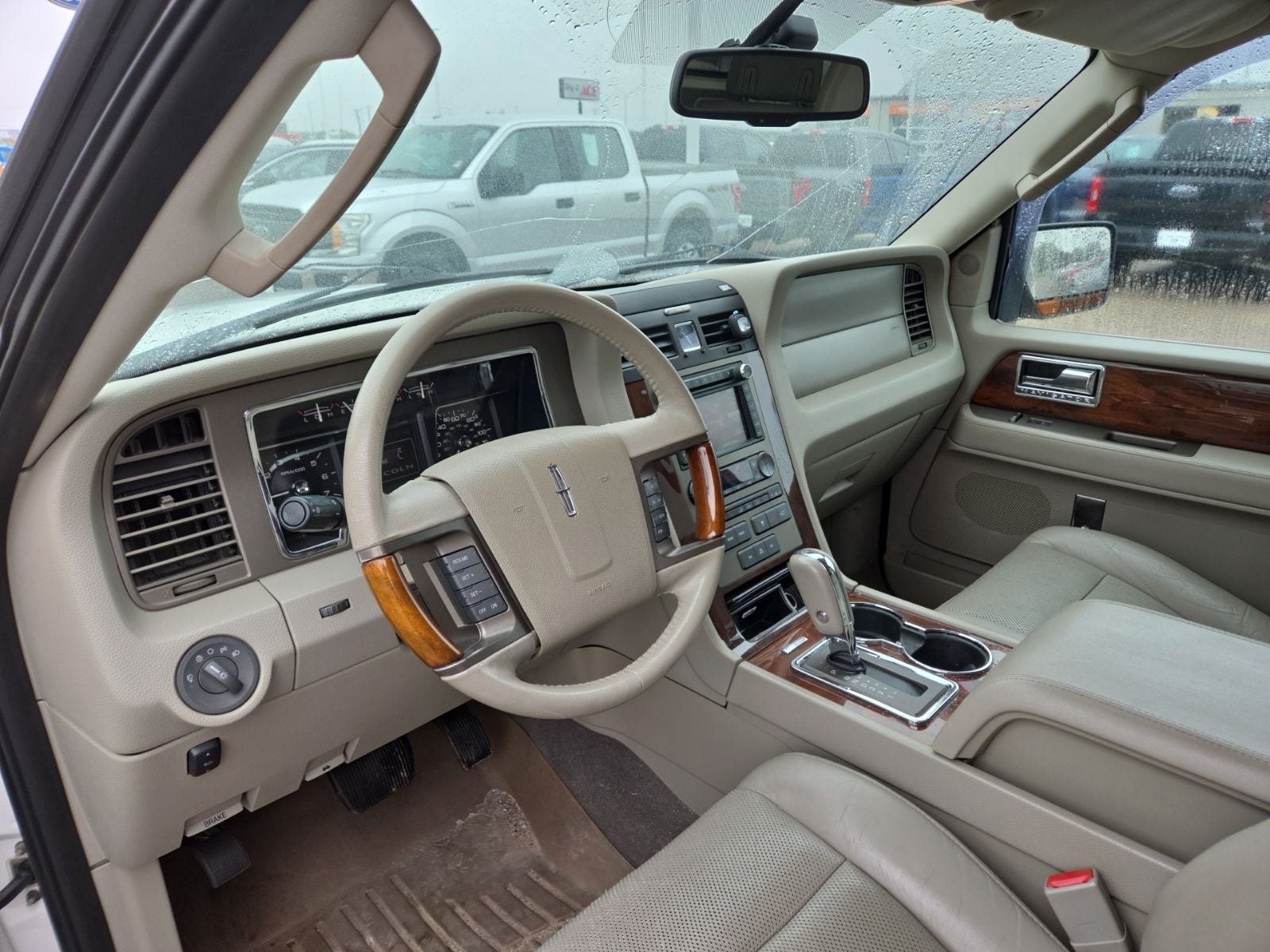 2011 Lincoln Navigator Base 101A
