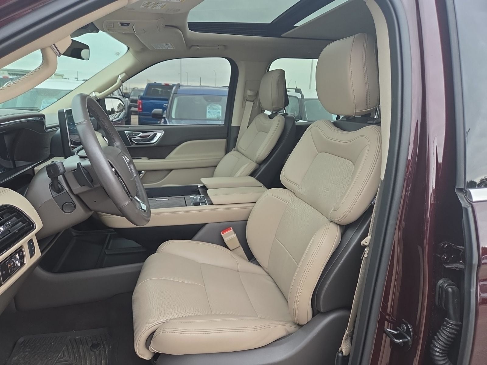 2023 Lincoln Navigator Standard 100A