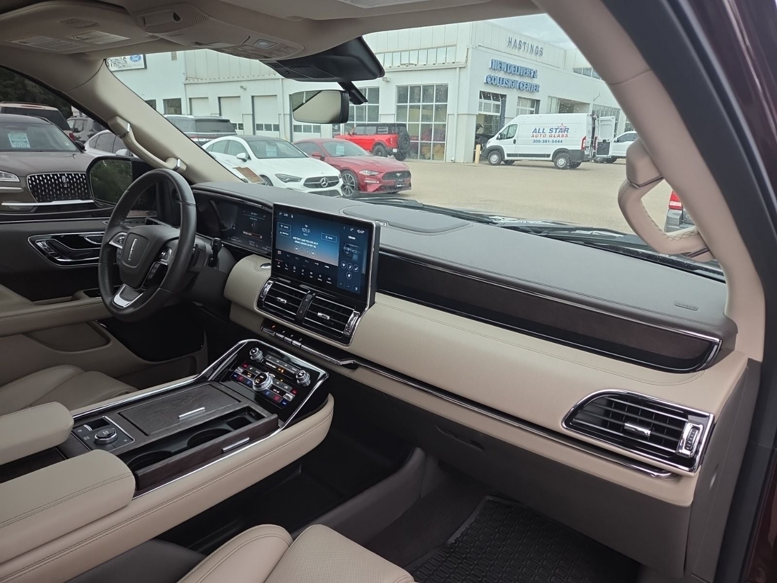 2023 Lincoln Navigator Standard 100A