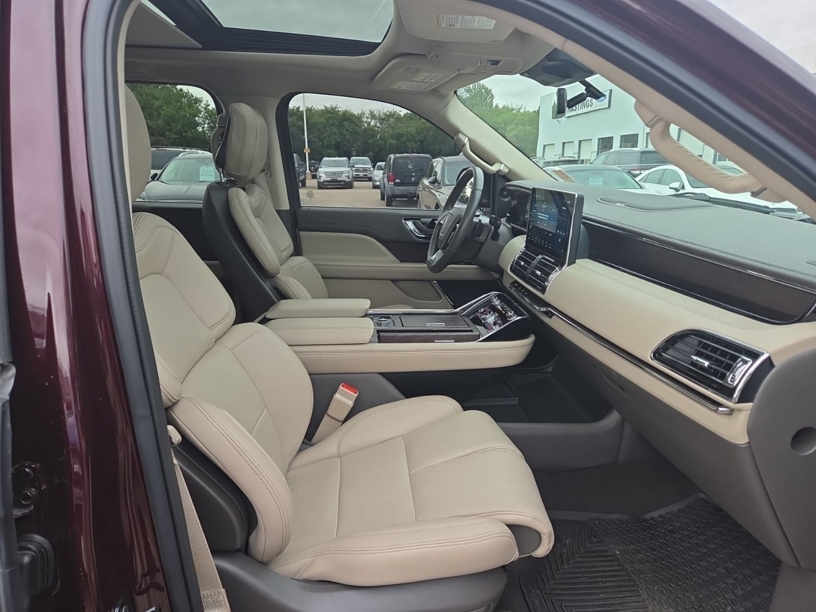 2023 Lincoln Navigator Standard 100A