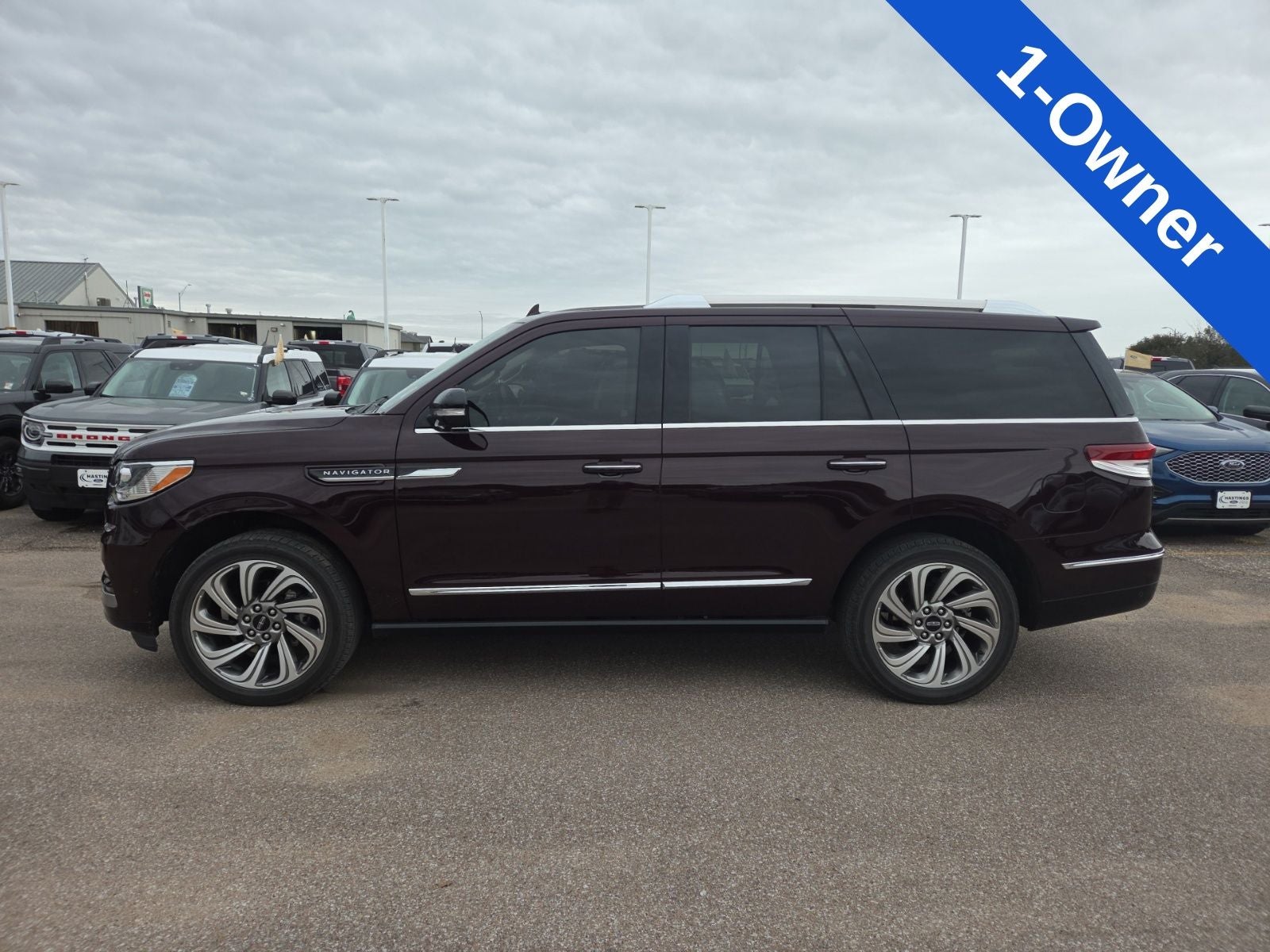 2023 Lincoln Navigator Standard 100A