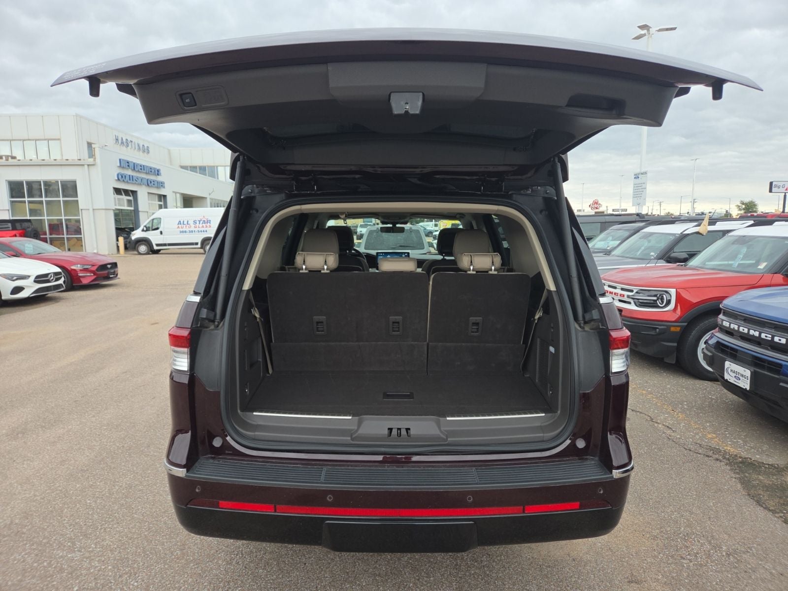 2023 Lincoln Navigator Standard 100A