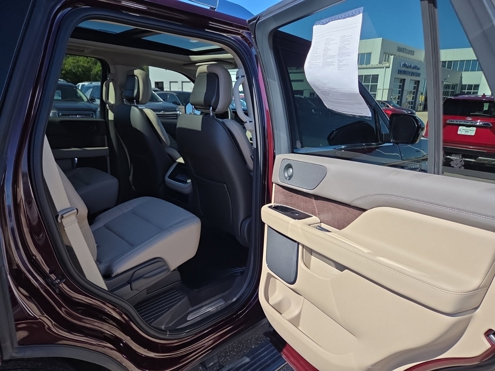 2023 Lincoln Navigator Standard 100A