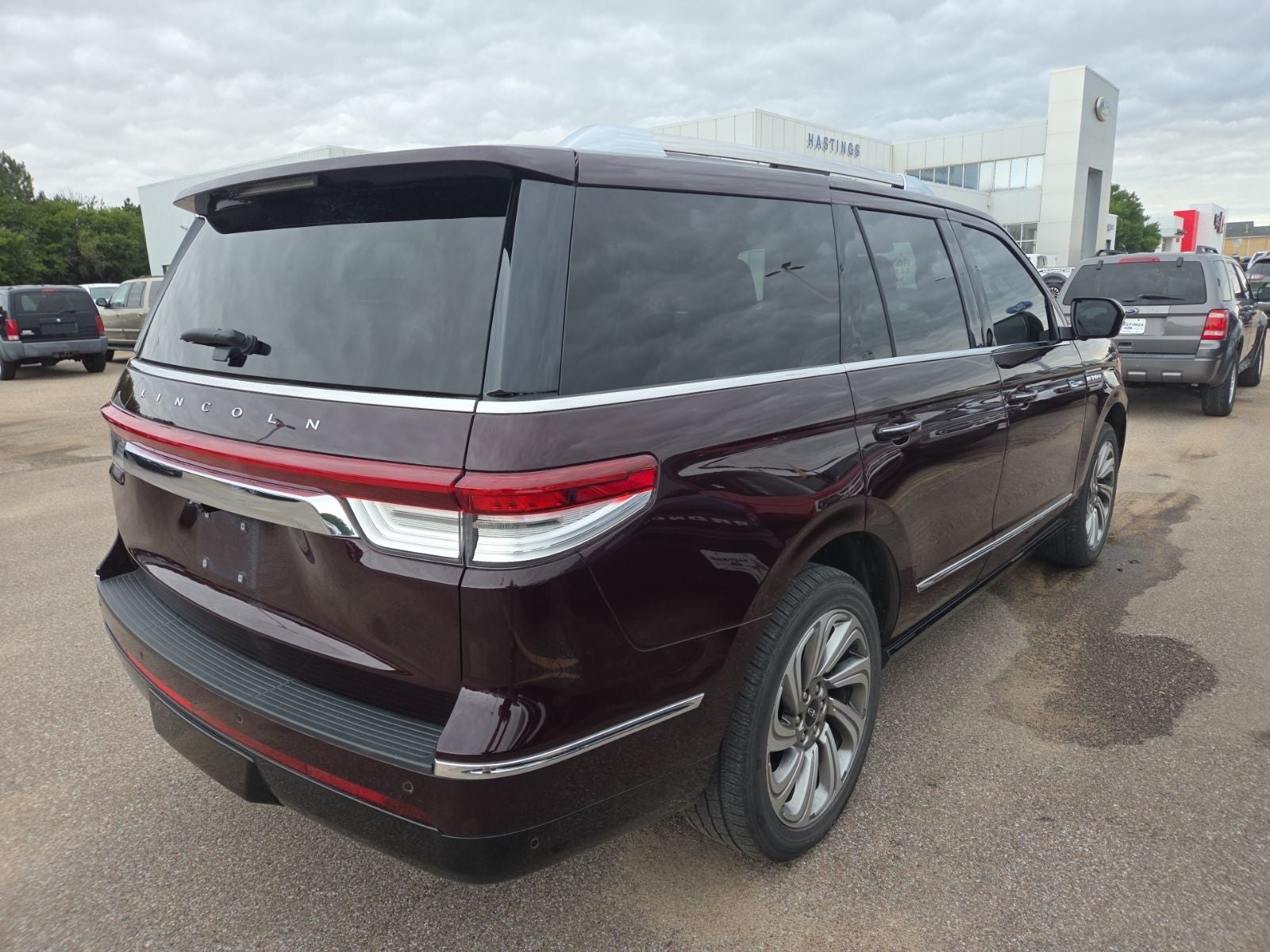 2023 Lincoln Navigator Standard 100A
