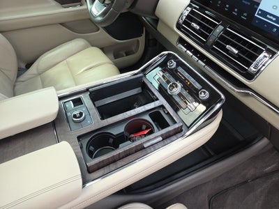 2022 Lincoln Navigator L Reserve 200A