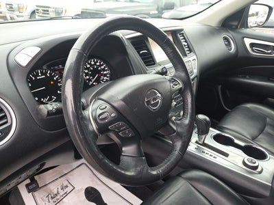 2019 Nissan Pathfinder SL