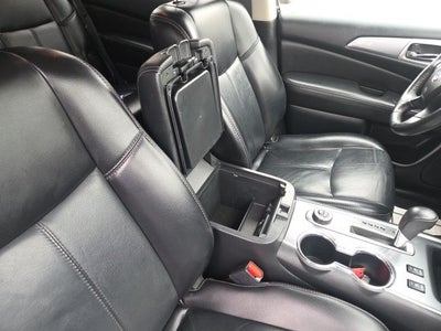 2019 Nissan Pathfinder SL