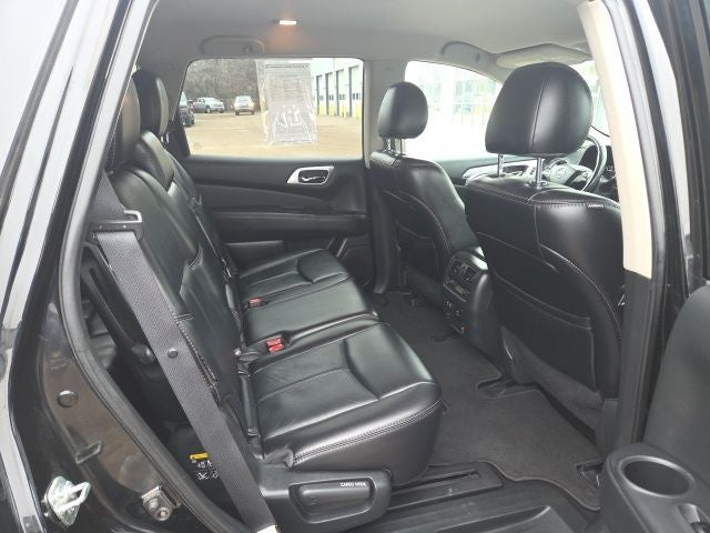 2019 Nissan Pathfinder SL