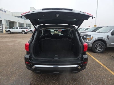 2019 Nissan Pathfinder SL