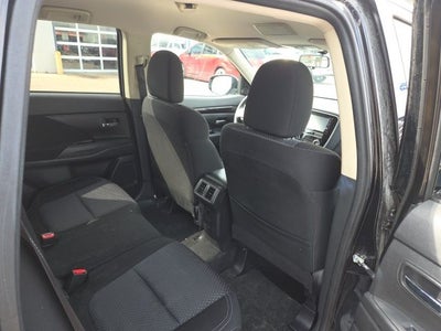 2019 Mitsubishi Outlander ES