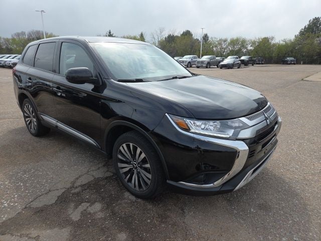 2019 Mitsubishi Outlander ES
