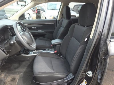 2019 Mitsubishi Outlander ES