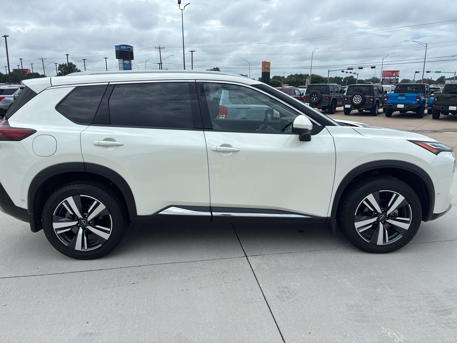 2022 Nissan Rogue Platinum
