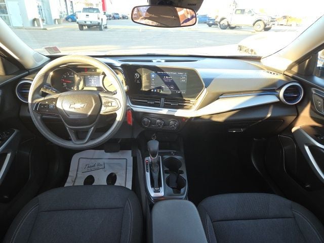 2025 Chevrolet Trax LS 1LS