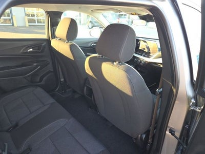 2025 Chevrolet Trax LS 1LS