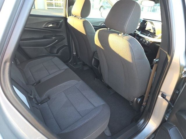 2025 Chevrolet Trax LS 1LS