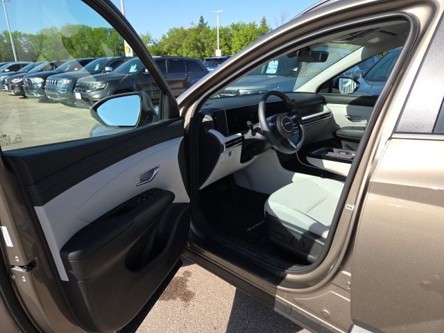 2026 Hyundai Tucson Hybrid SEL