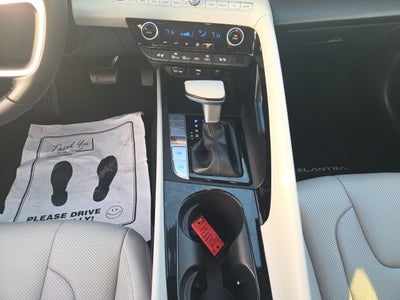 2025 Hyundai Elantra Hybrid Limited