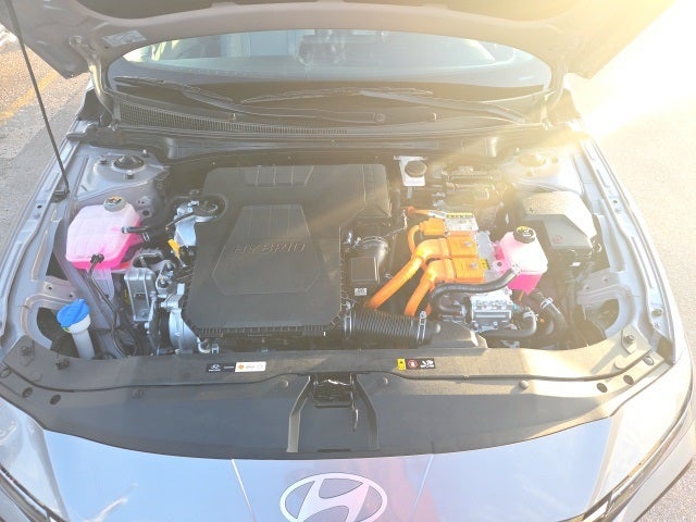 2025 Hyundai Elantra Hybrid Limited