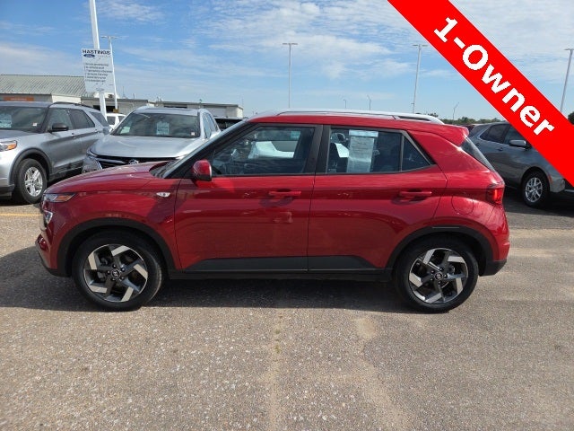 2022 Hyundai Venue SEL