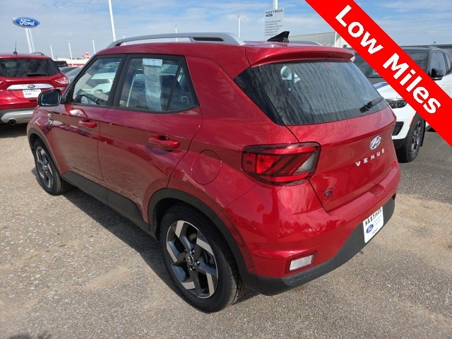 2022 Hyundai Venue SEL