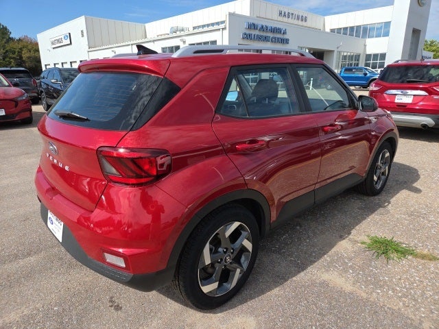 2022 Hyundai Venue SEL