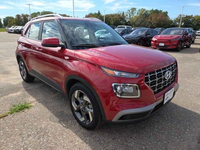 2022 Hyundai Venue SEL