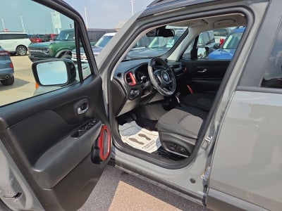 2022 Jeep Renegade Trailhawk