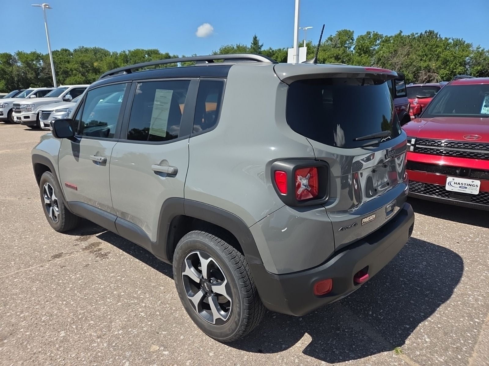 2022 Jeep Renegade Trailhawk