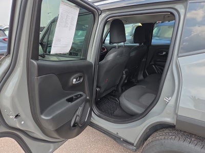 2022 Jeep Renegade Trailhawk