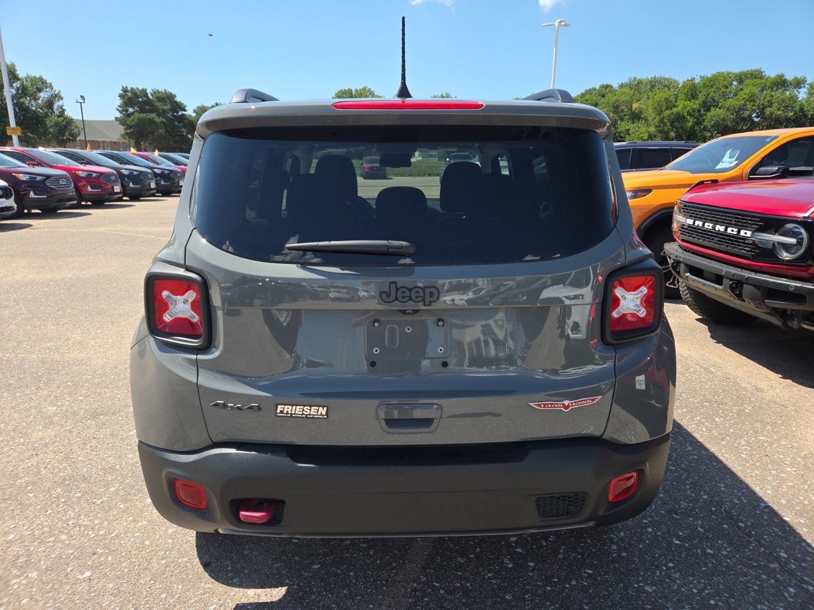 2022 Jeep Renegade Trailhawk