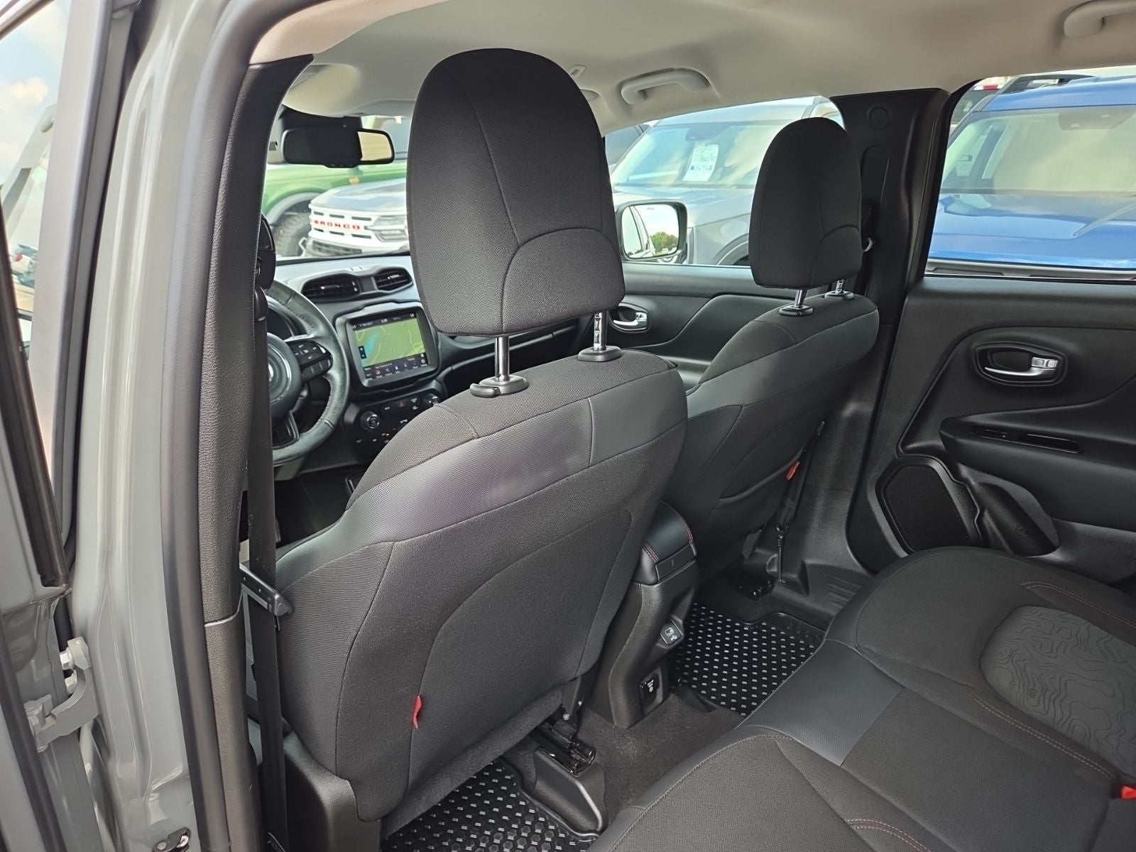 2022 Jeep Renegade Trailhawk