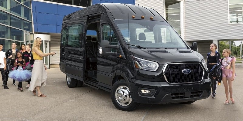 Ford Transit-150 Cargo Van